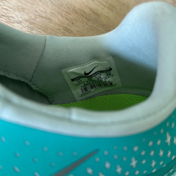 Nike Free Running Shoes size 11 - Picture 3 of 4